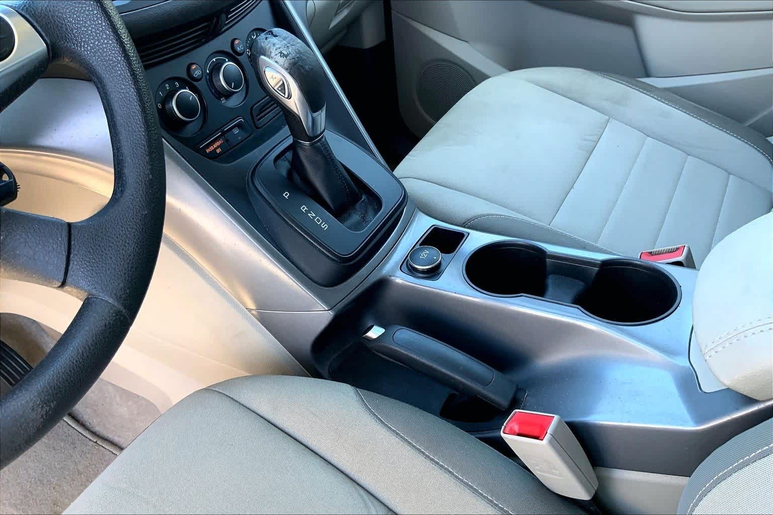 Thumbnail: 2016 Ford Escape - 16