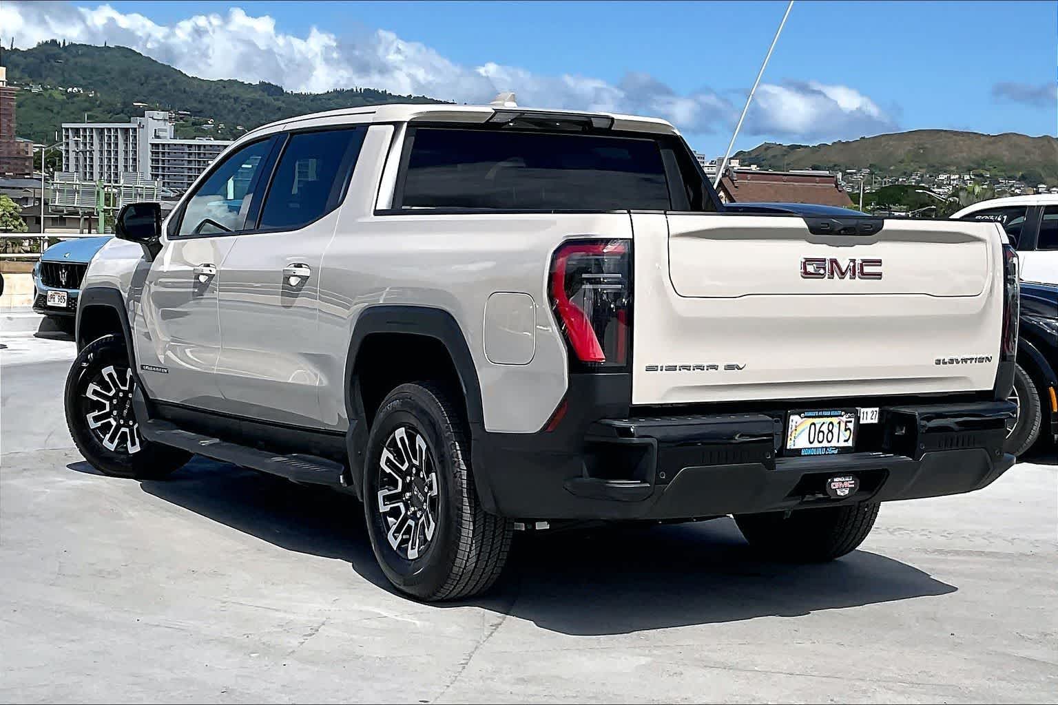 Thumbnail: 2026 GMC Sierra EV - 4