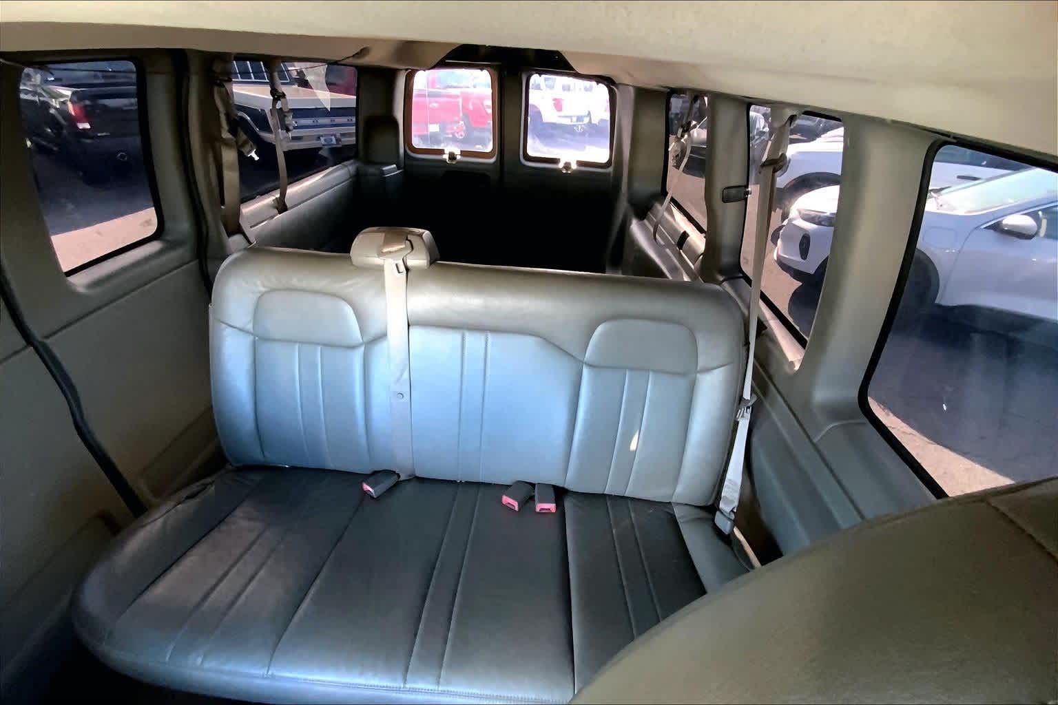 Thumbnail: 2011 Chevrolet Express - 29