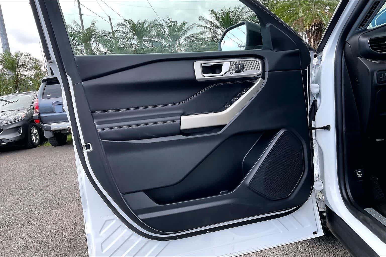 Thumbnail: 2022 Ford Explorer - 27