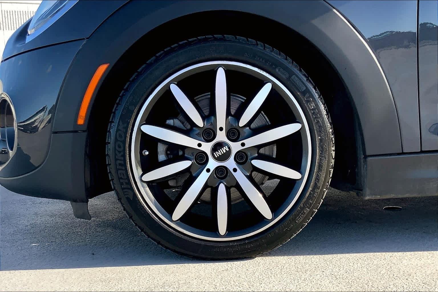 Thumbnail: 2019 MINI Cooper Convertible - 8