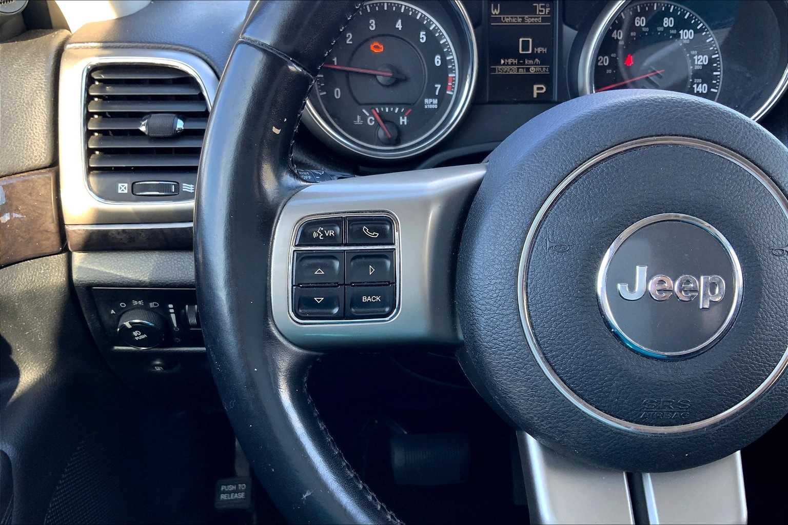 Thumbnail: 2012 Jeep Grand Cherokee - 24