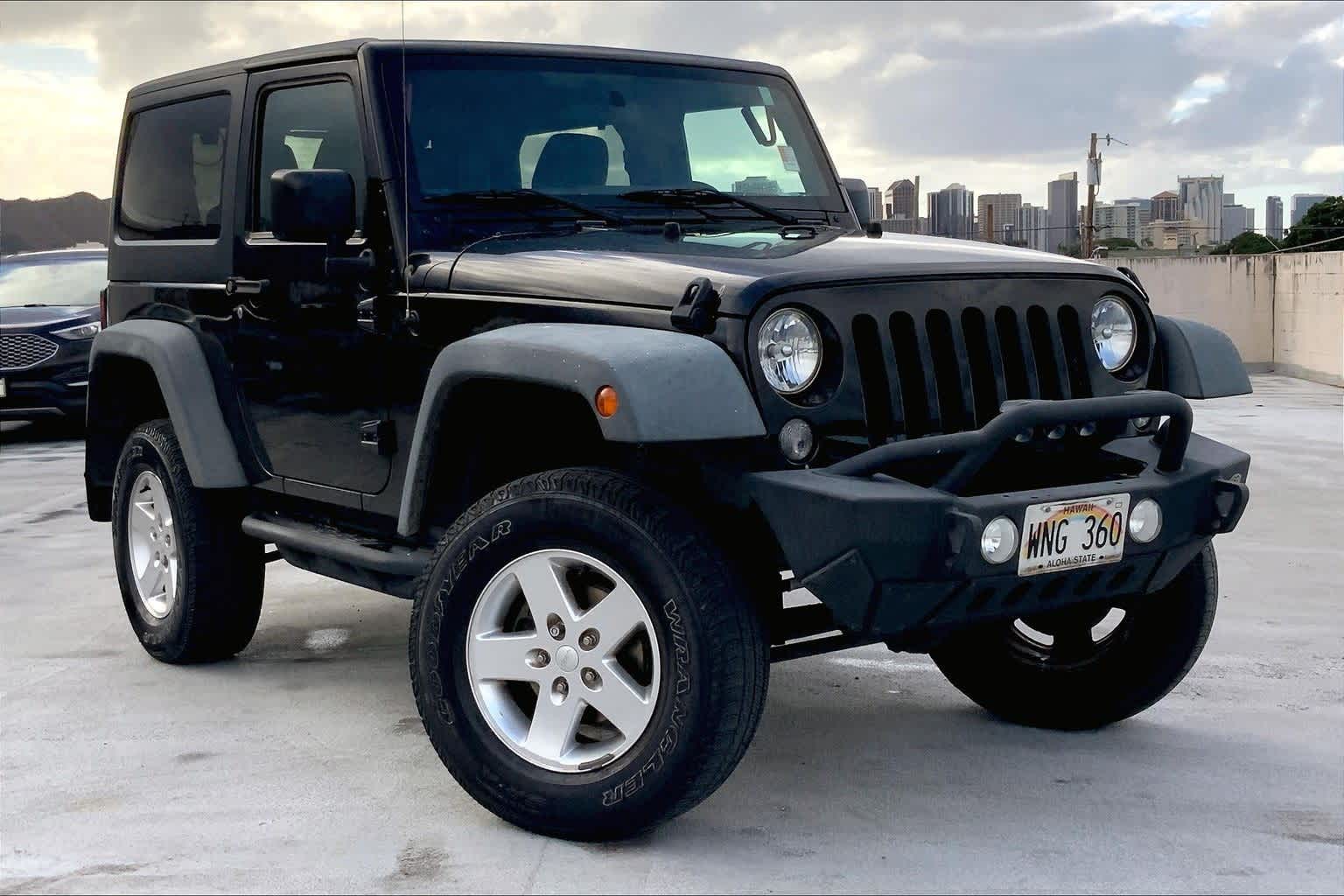 Thumbnail: 2015 Jeep Wrangler - 21