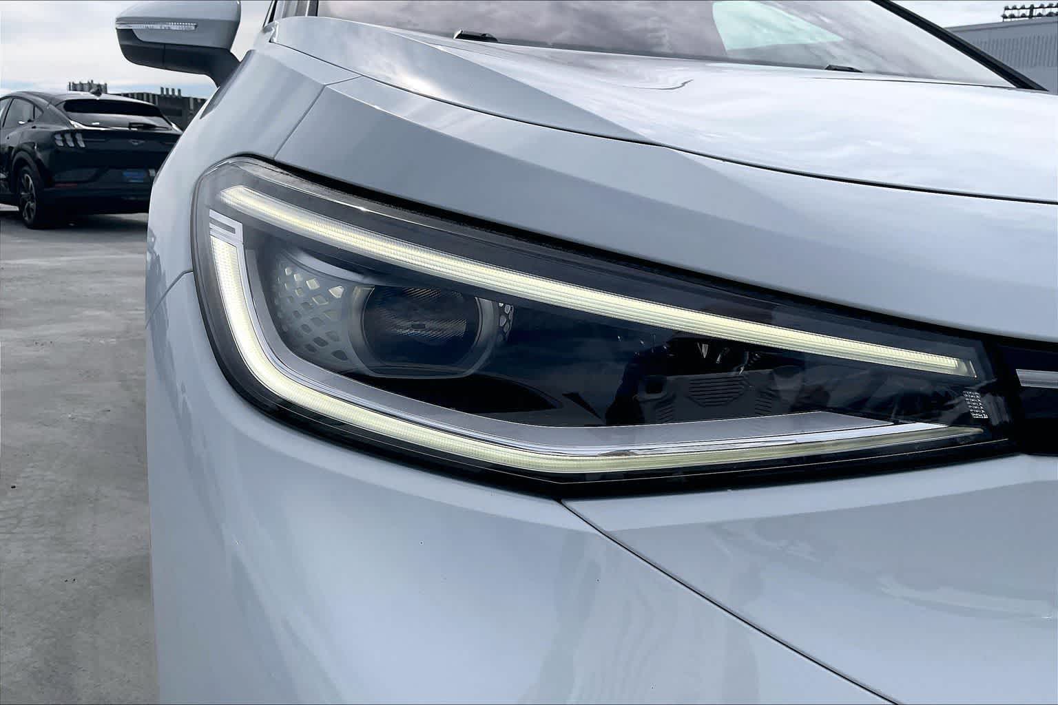 Thumbnail: 2021 Volkswagen ID.4 - 31
