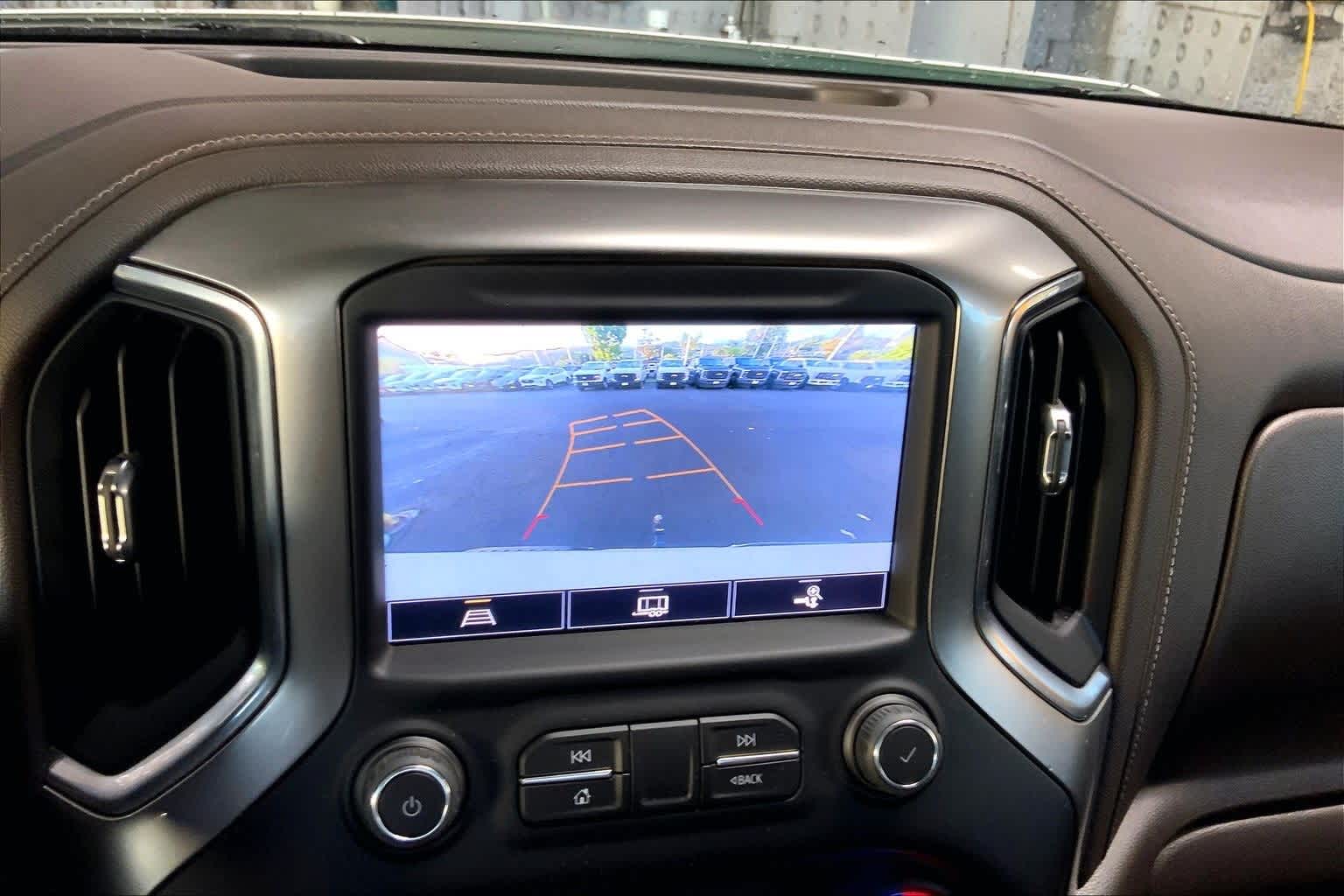 Thumbnail: 2022 Chevrolet Silverado 1500 - 26