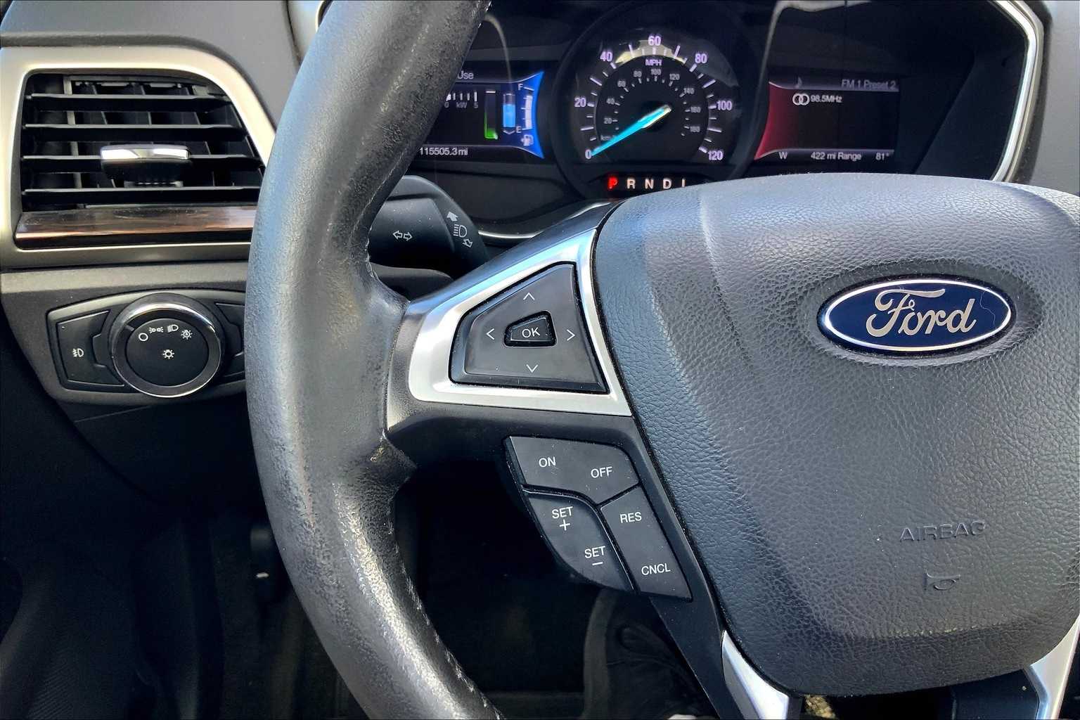 Thumbnail: 2015 Ford Fusion - 24