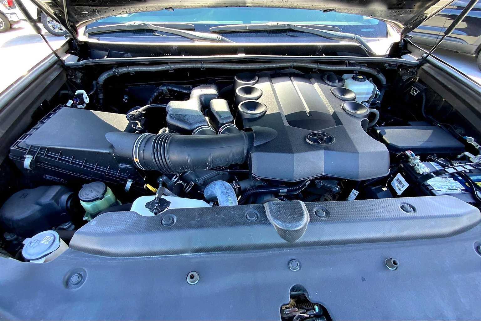 Thumbnail: 2018 Toyota 4Runner - 9