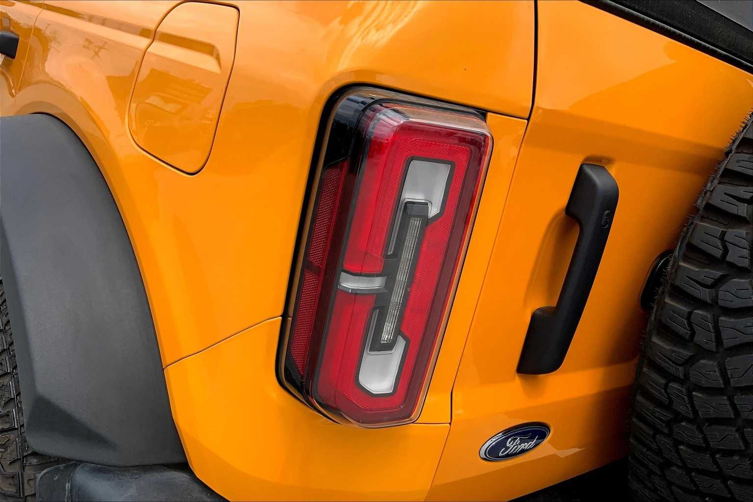 Thumbnail: 2022 Ford Bronco - 32