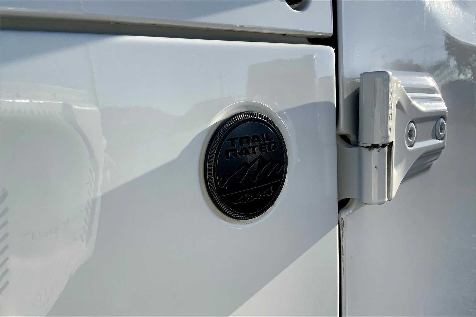 Thumbnail: 2024 Jeep Wrangler - 7