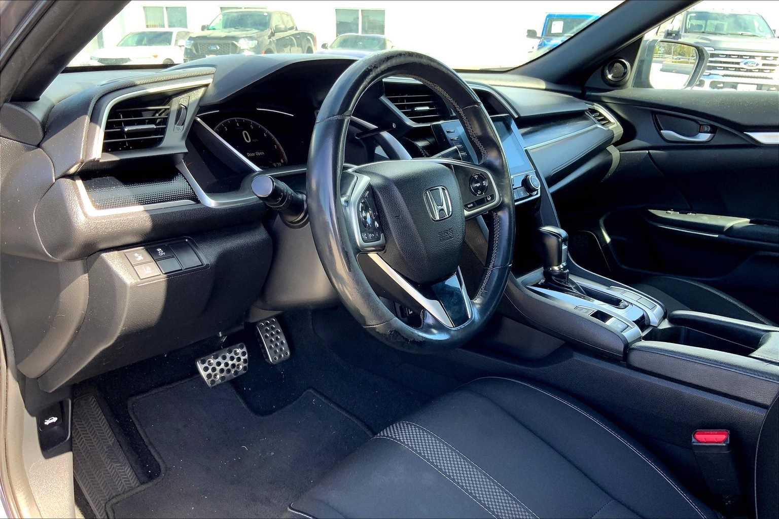 Thumbnail: 2019 Honda Civic - 2