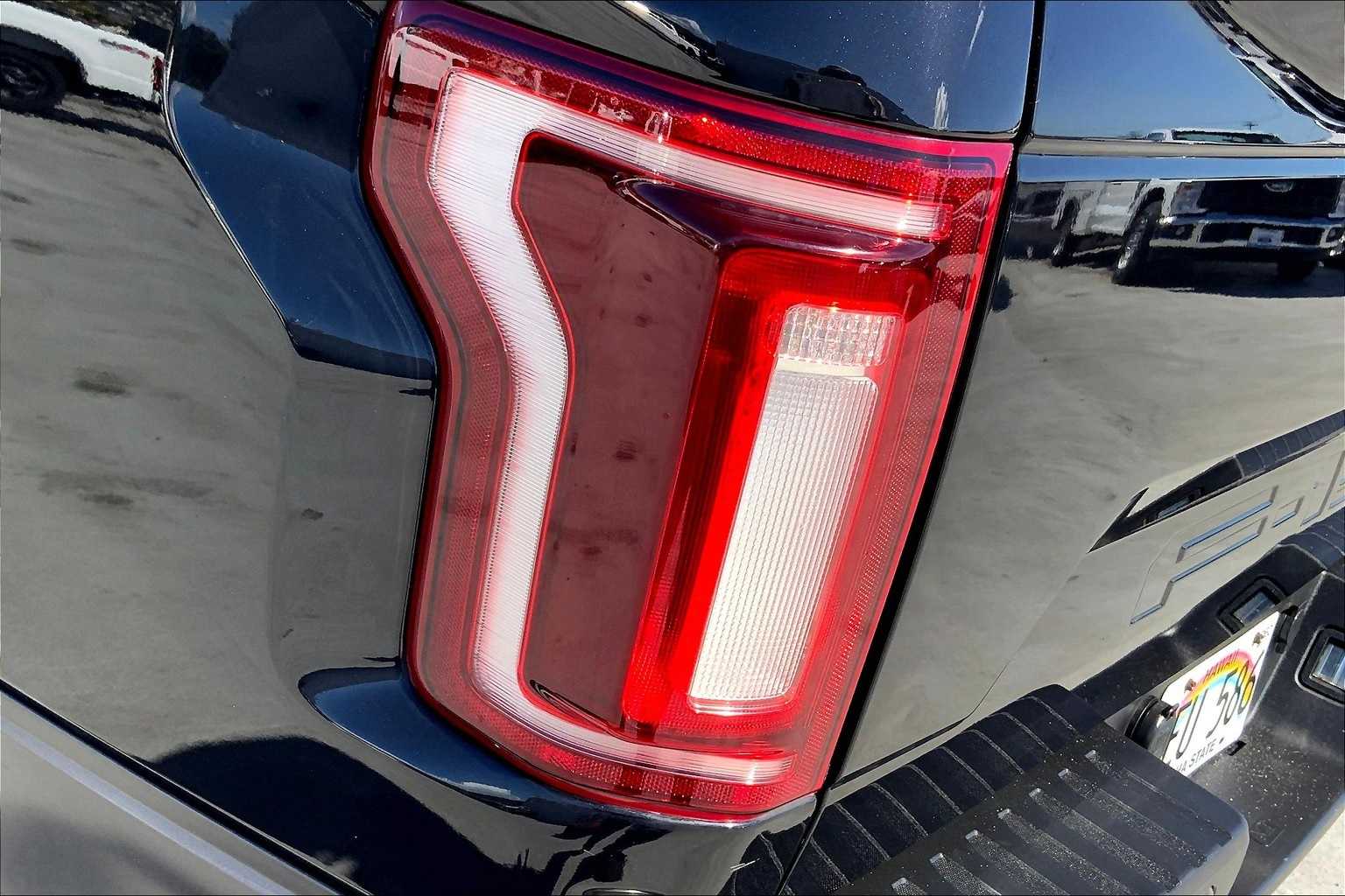 Thumbnail: 2019 Ford F-150 - 32