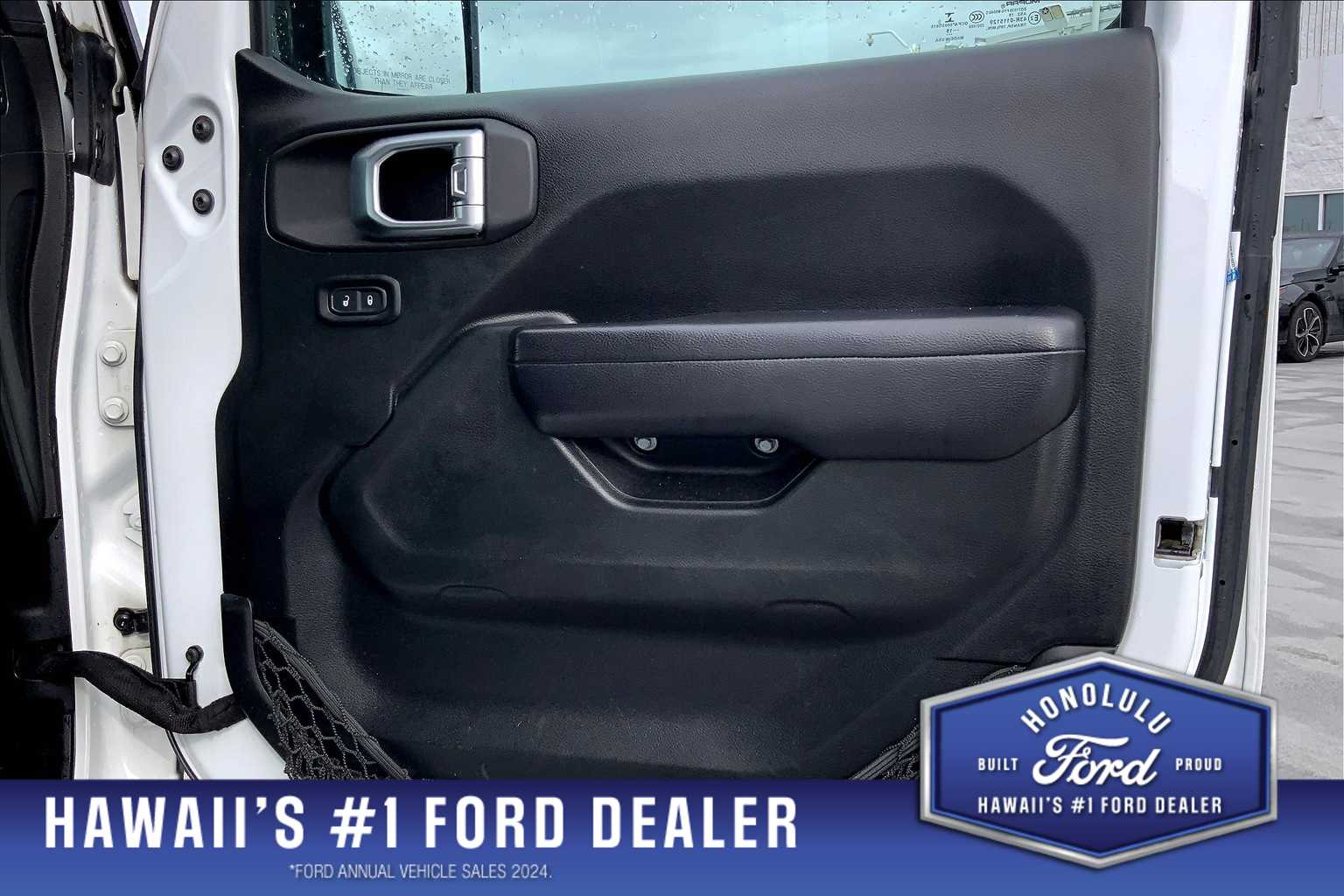 2020 Jeep Gladiator Sport 28