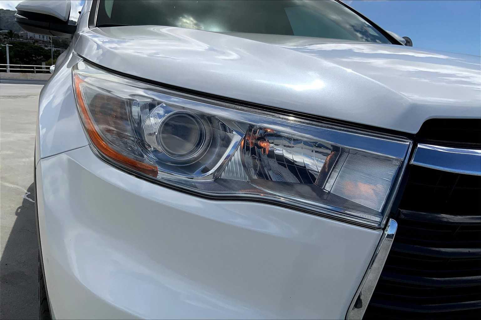 Thumbnail: 2016 Toyota Highlander - 31
