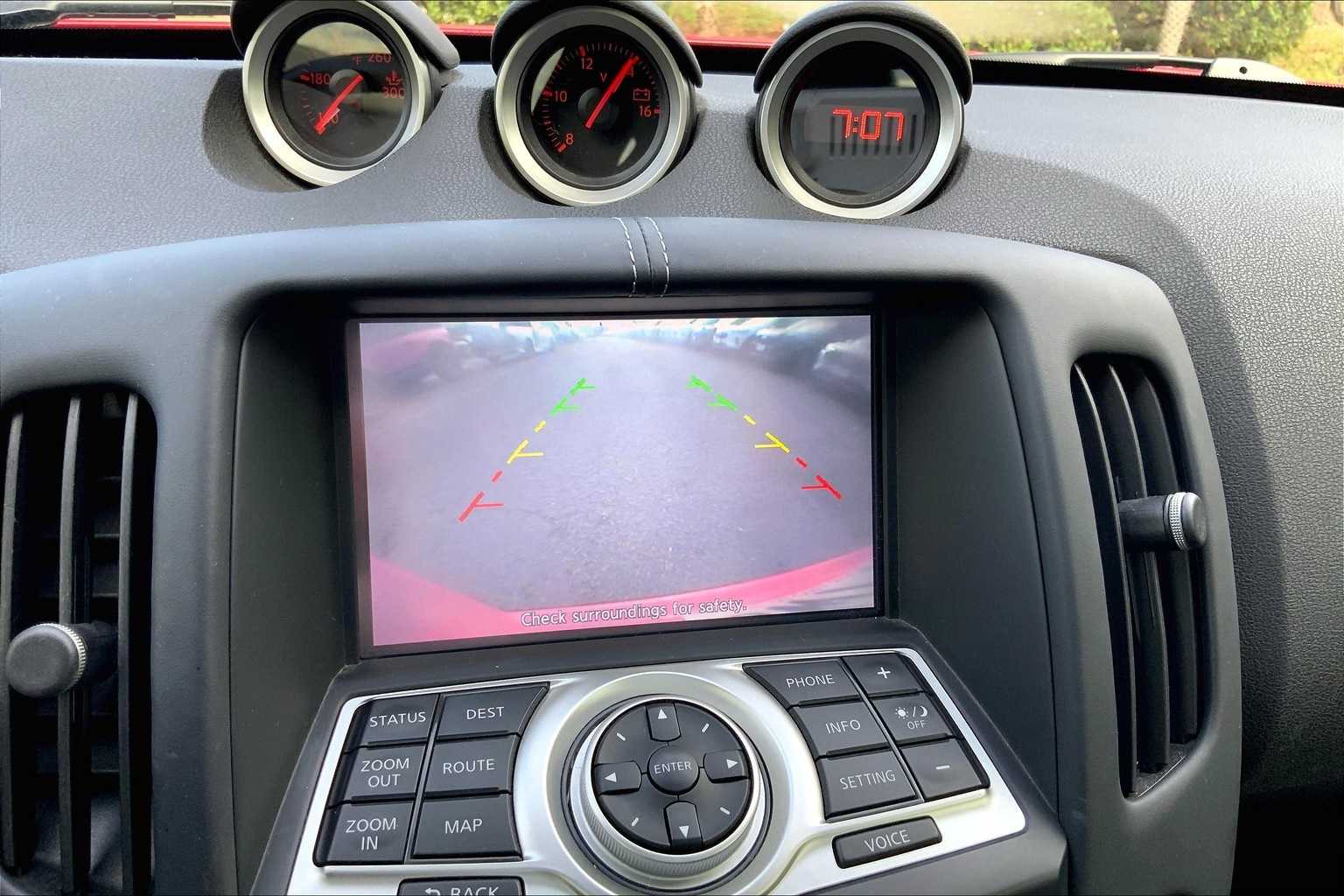 Thumbnail: 2014 Nissan Z - 25