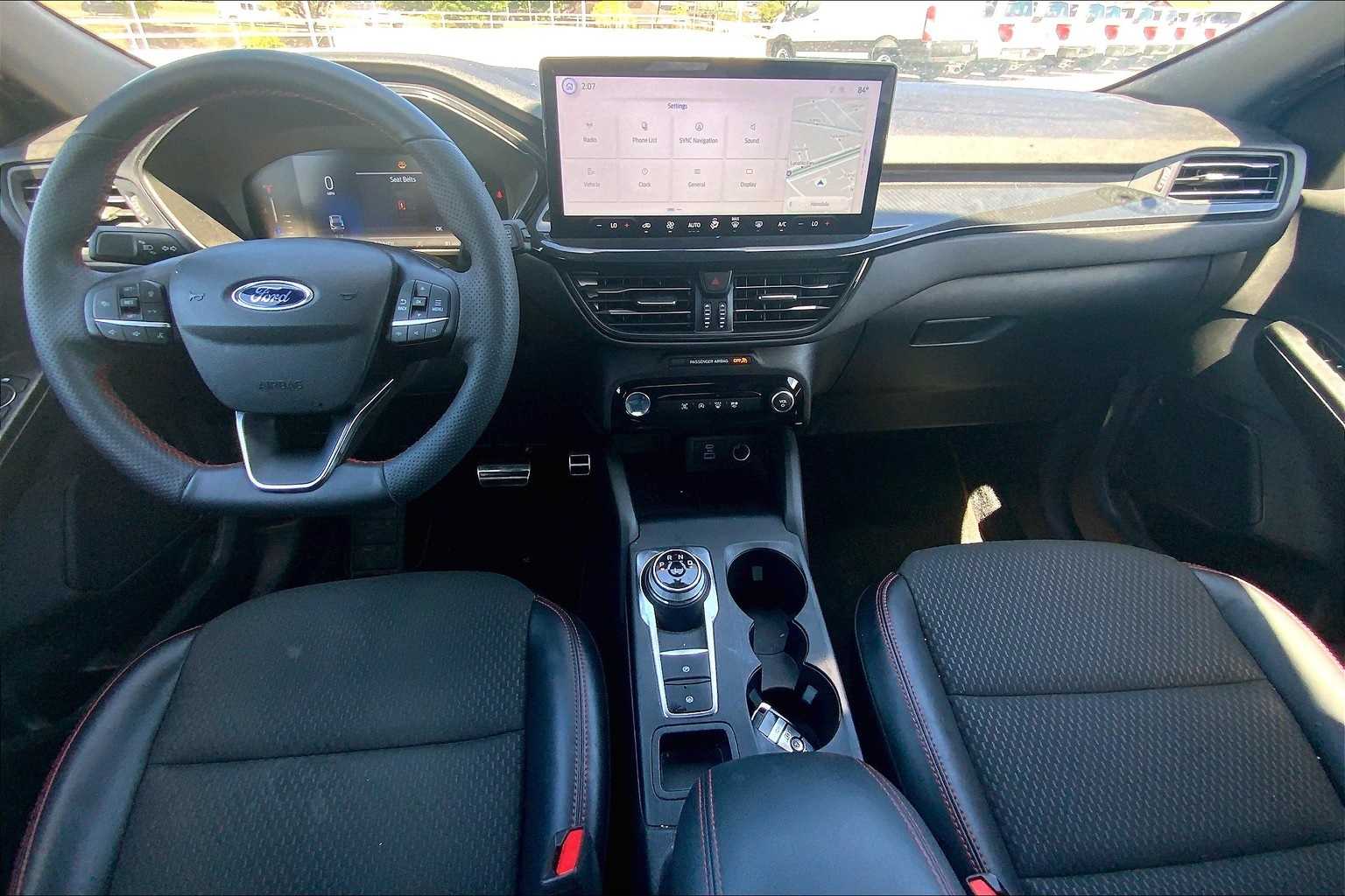 Thumbnail: 2023 Ford Escape - 10