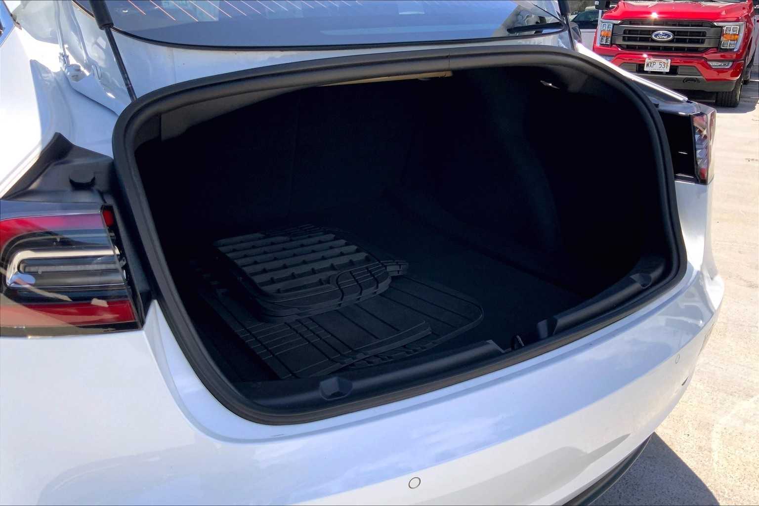 Thumbnail: 2019 Tesla Model 3 - 18