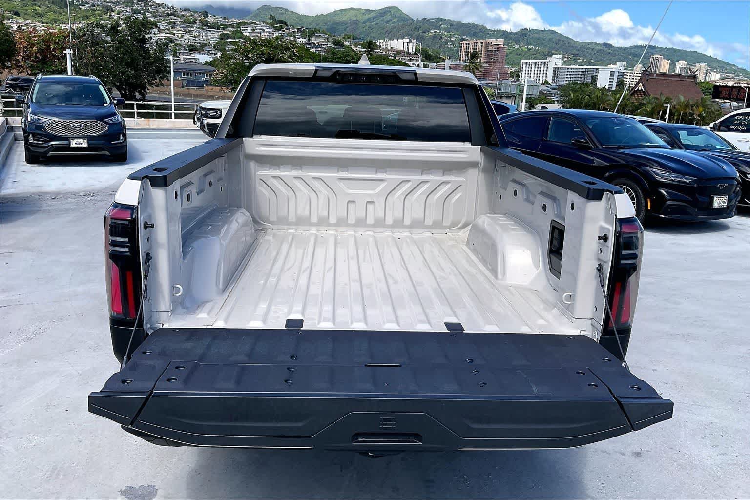 Thumbnail: 2026 GMC Sierra EV - 18