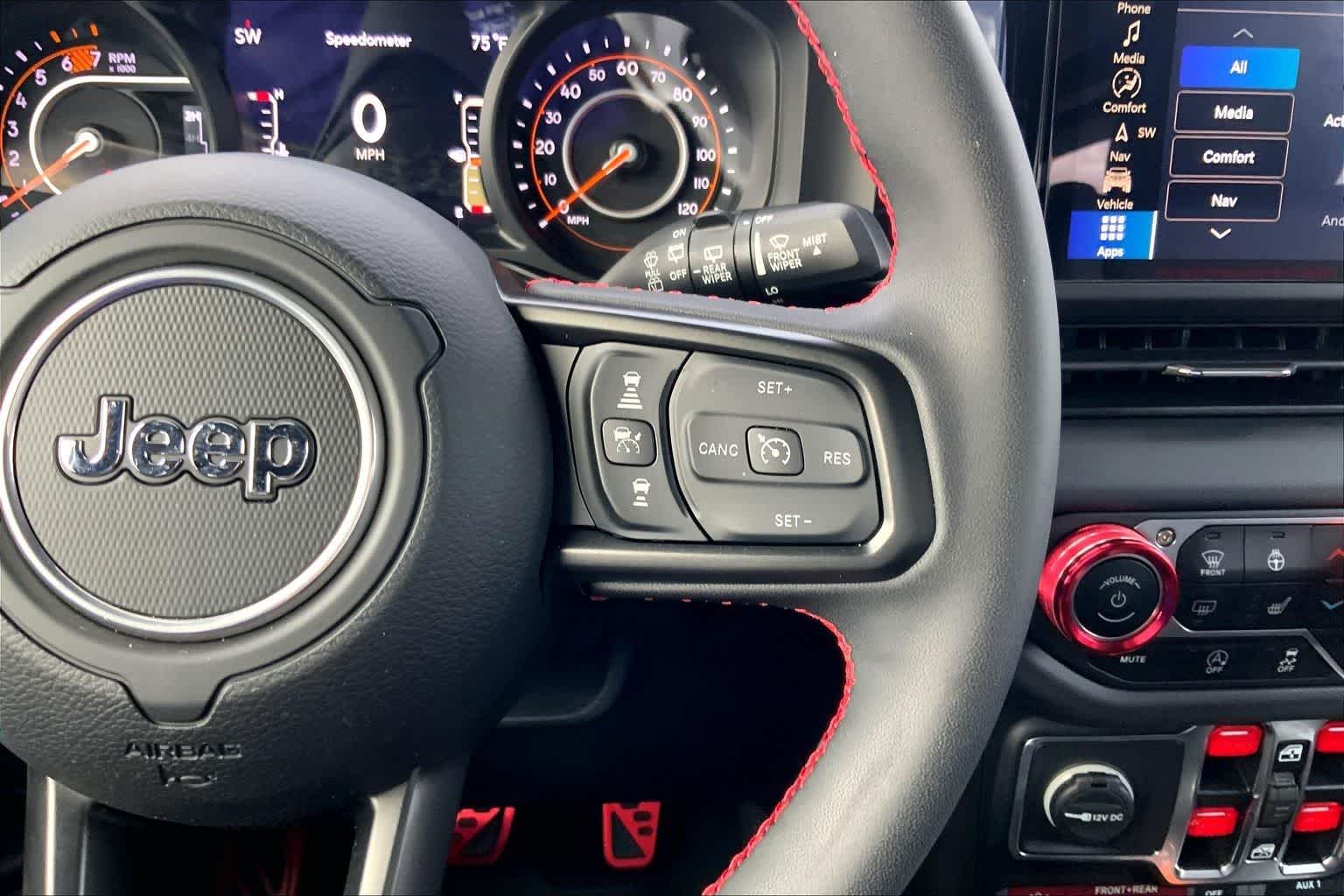 Thumbnail: 2024 Jeep Wrangler - 25