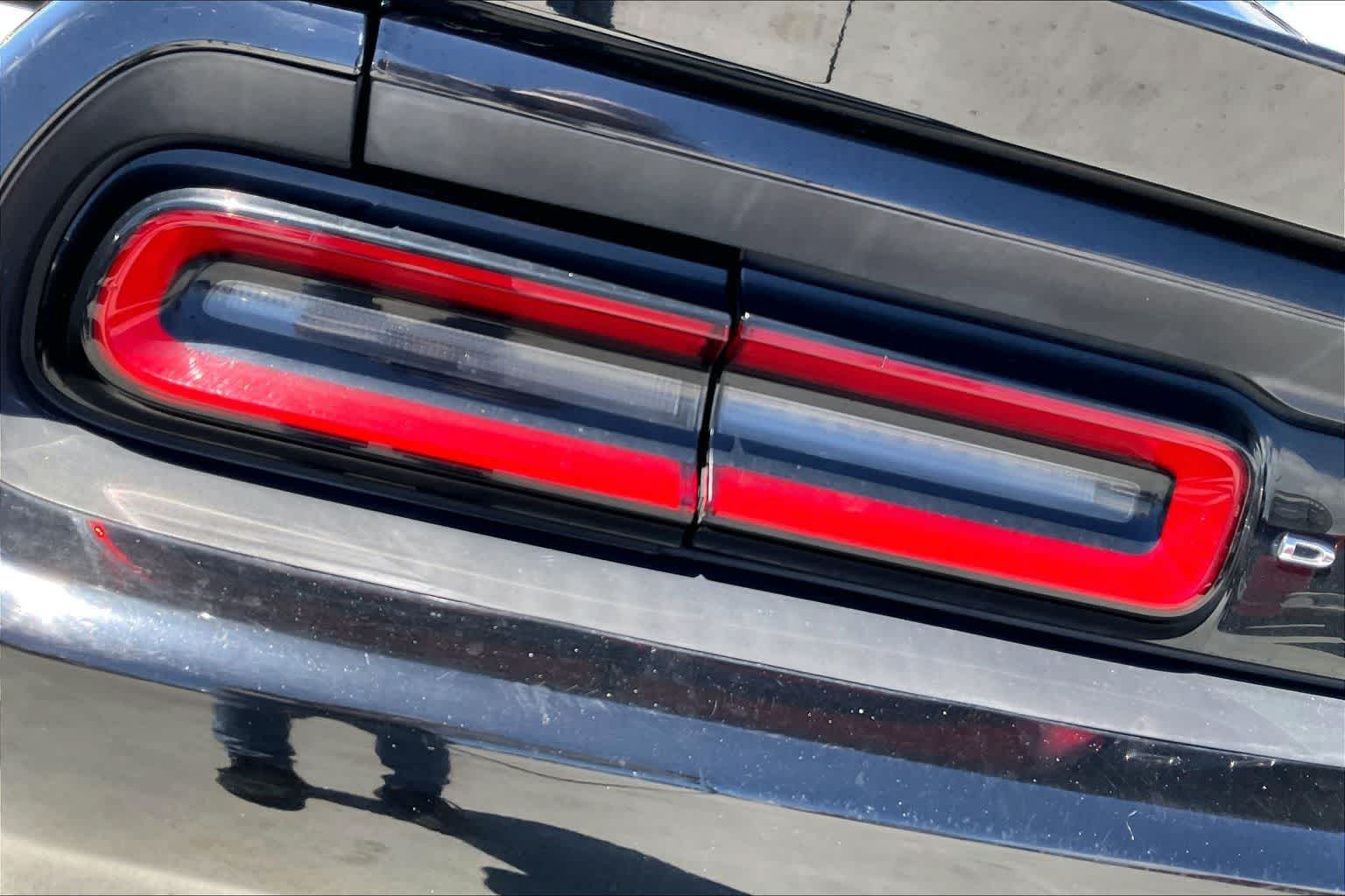 Thumbnail: 2015 Dodge Challenger - 31