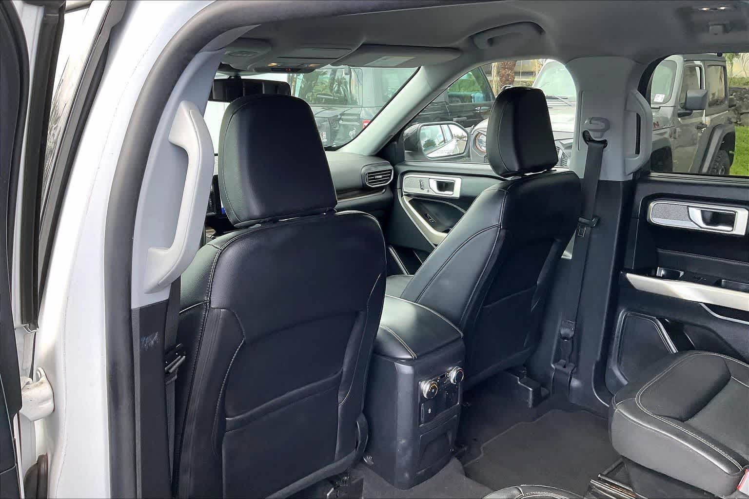 Thumbnail: 2022 Ford Explorer - 12
