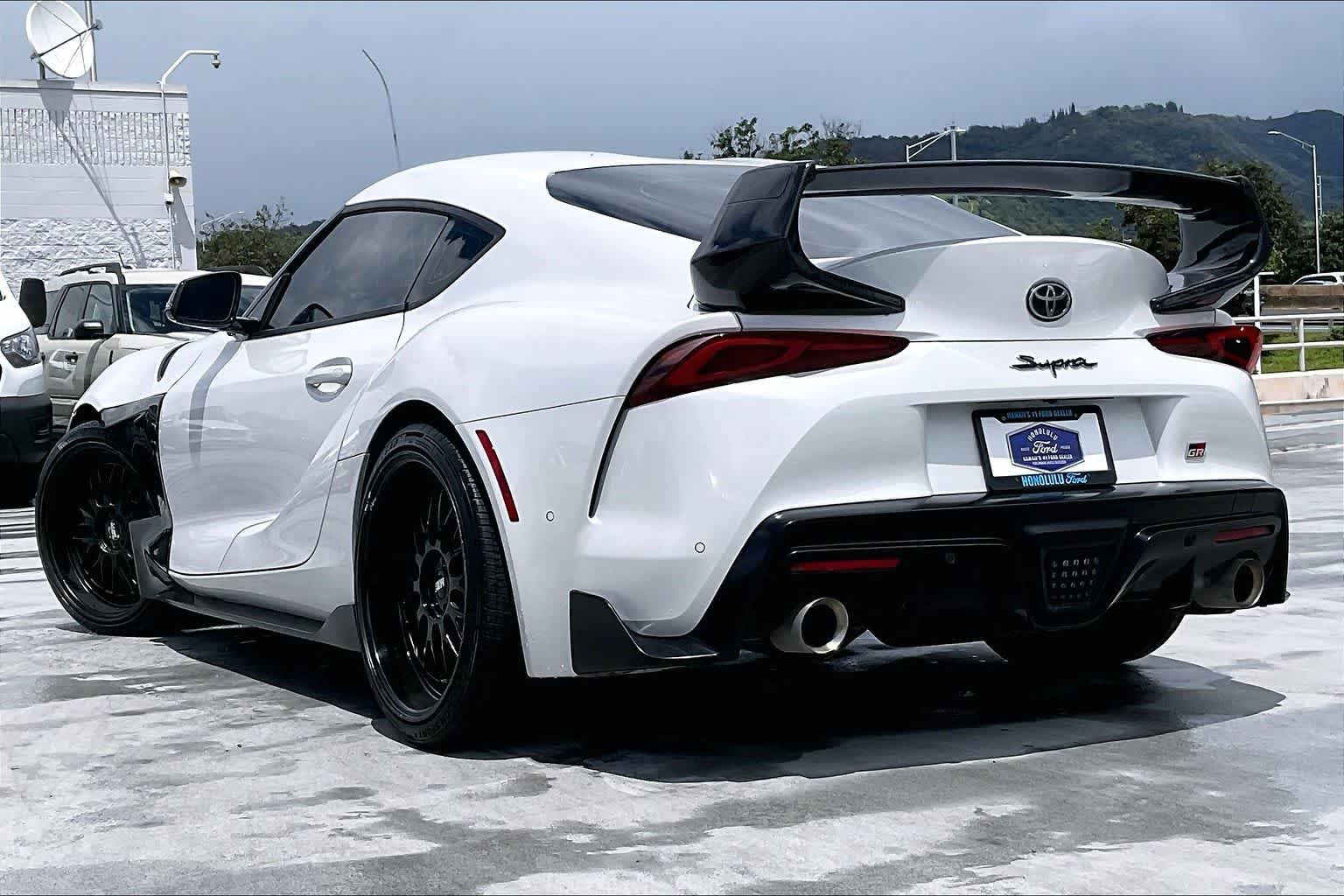 Thumbnail: 2022 Toyota GR Supra - 4