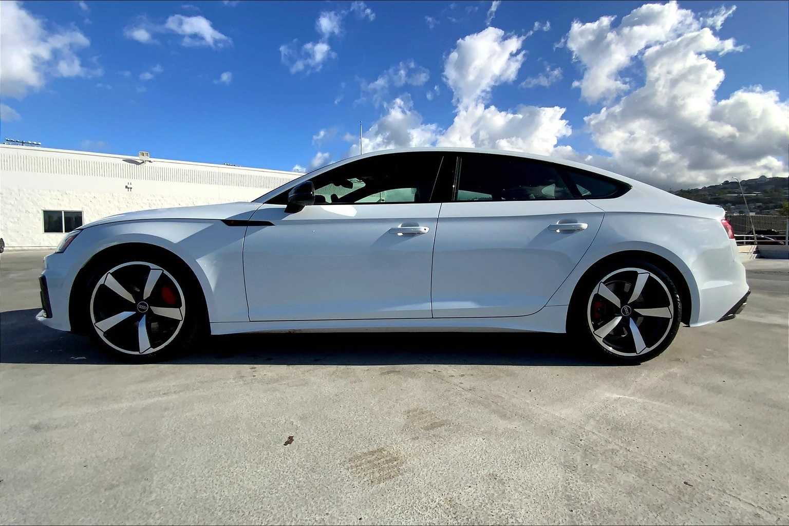 2023 Audi A5 45 S line Quattro Premium photo 3