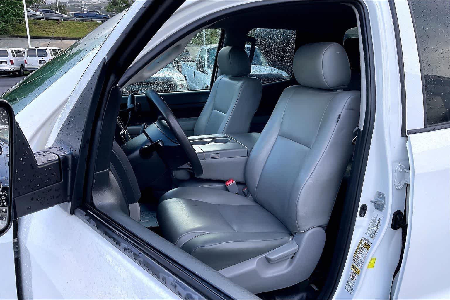 Thumbnail: 2013 Toyota Tundra - 11