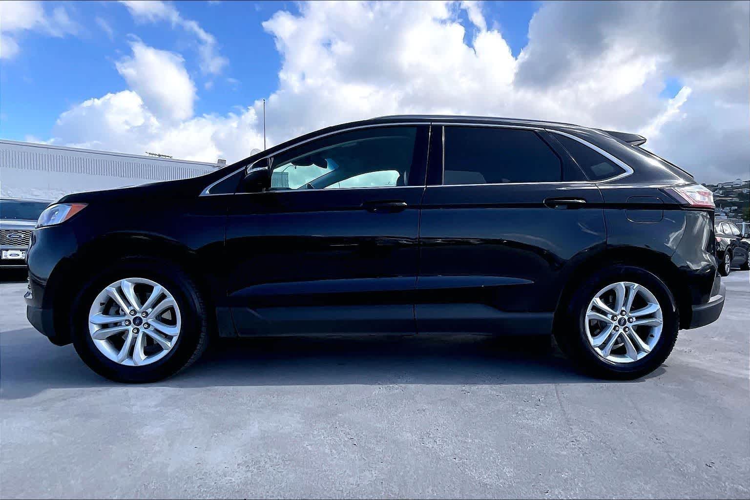 Thumbnail: 2020 Ford Edge - 3
