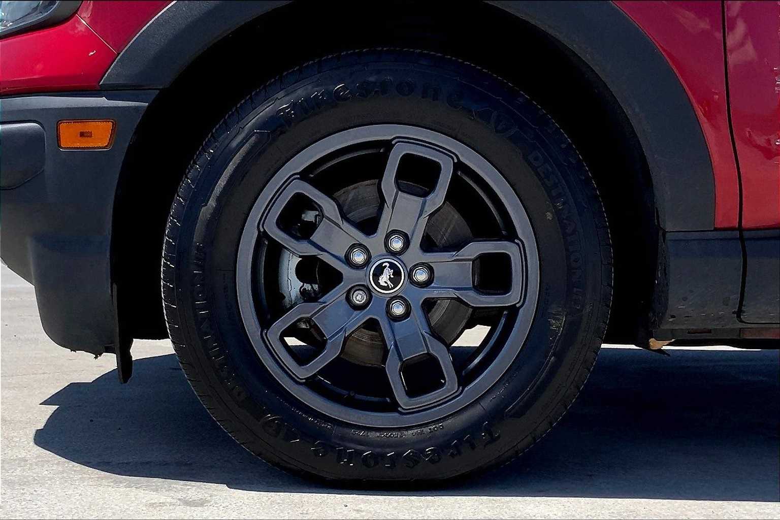 Thumbnail: 2021 Ford Bronco Sport - 8