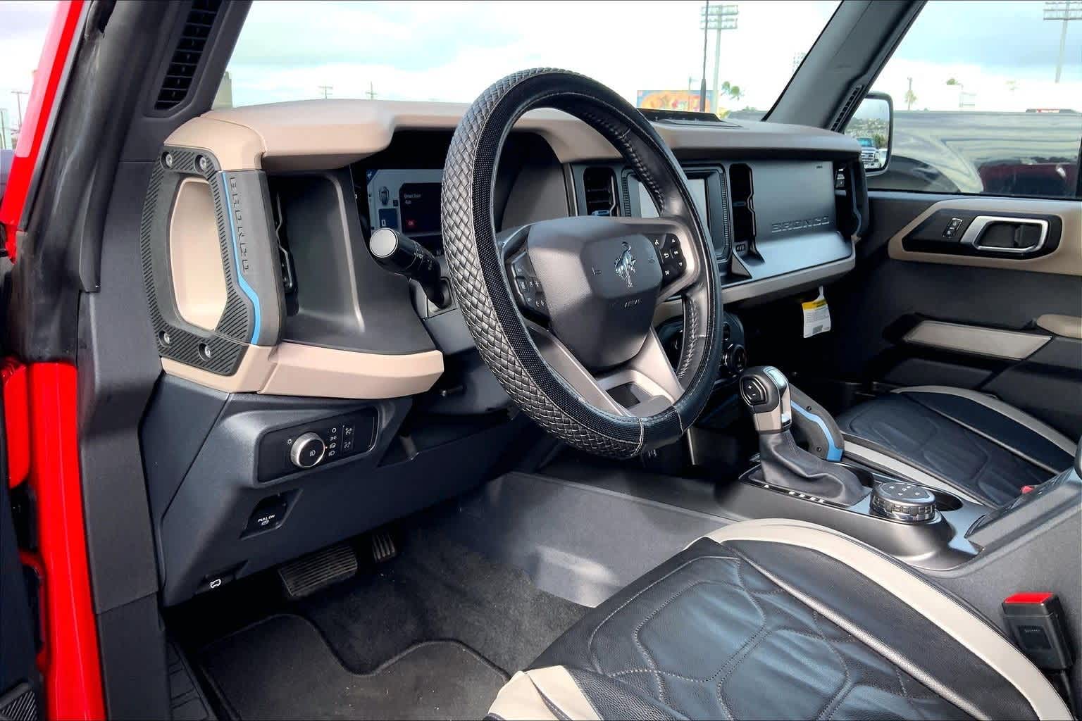 Thumbnail: 2022 Ford Bronco - 2