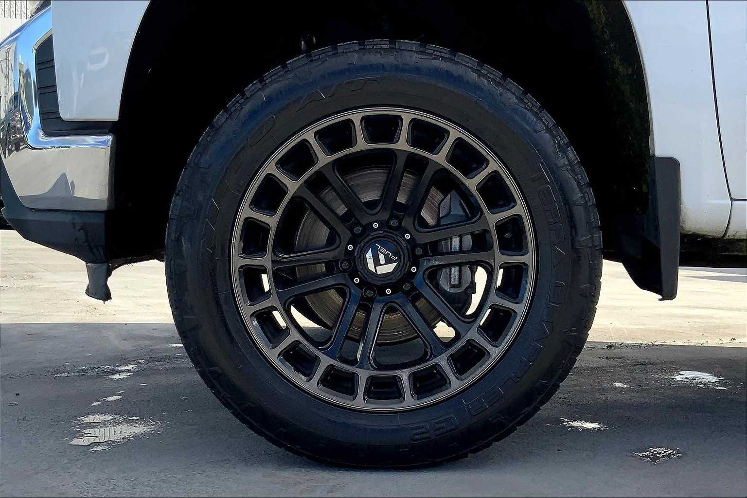 Thumbnail: 2019 Chevrolet Silverado 1500 - 8