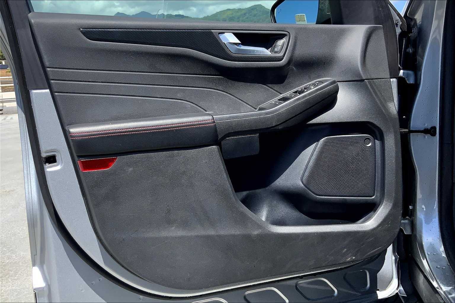 Thumbnail: 2023 Ford Escape - 27