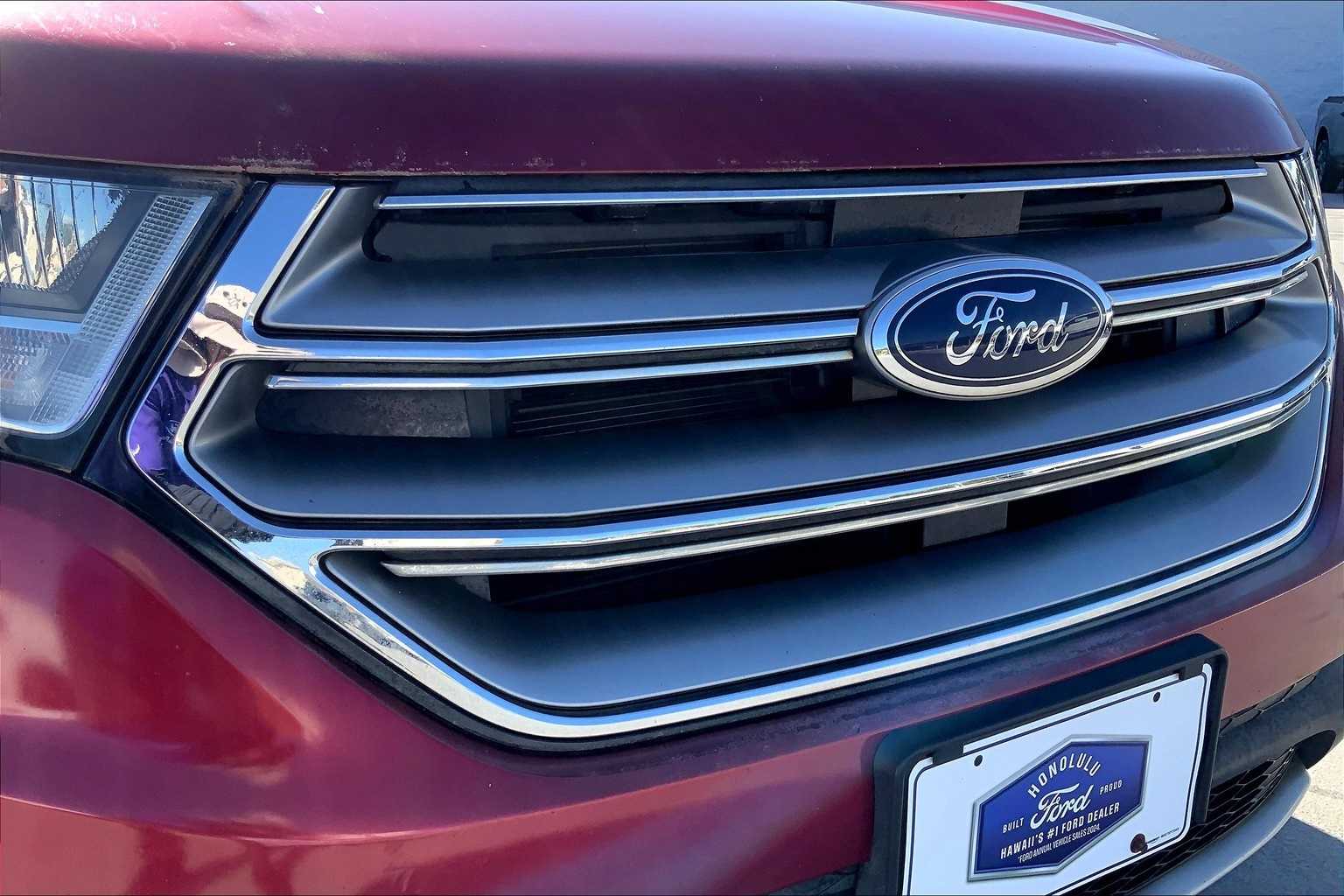 Thumbnail: 2015 Ford Edge - 33