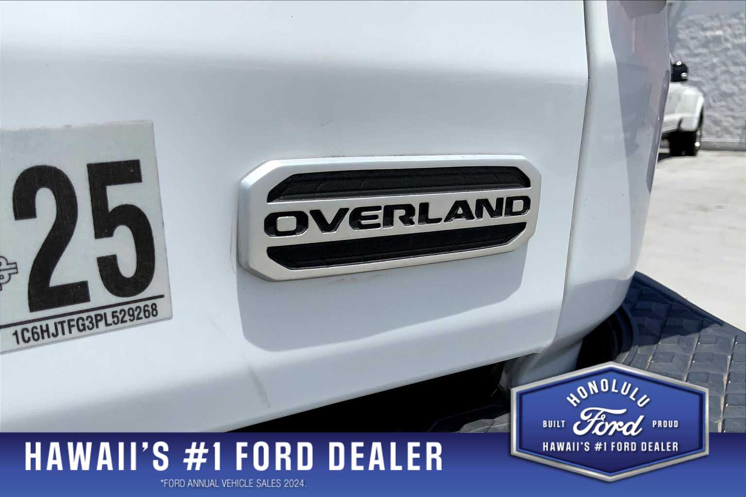 Thumbnail: 2023 Jeep Gladiator - 7
