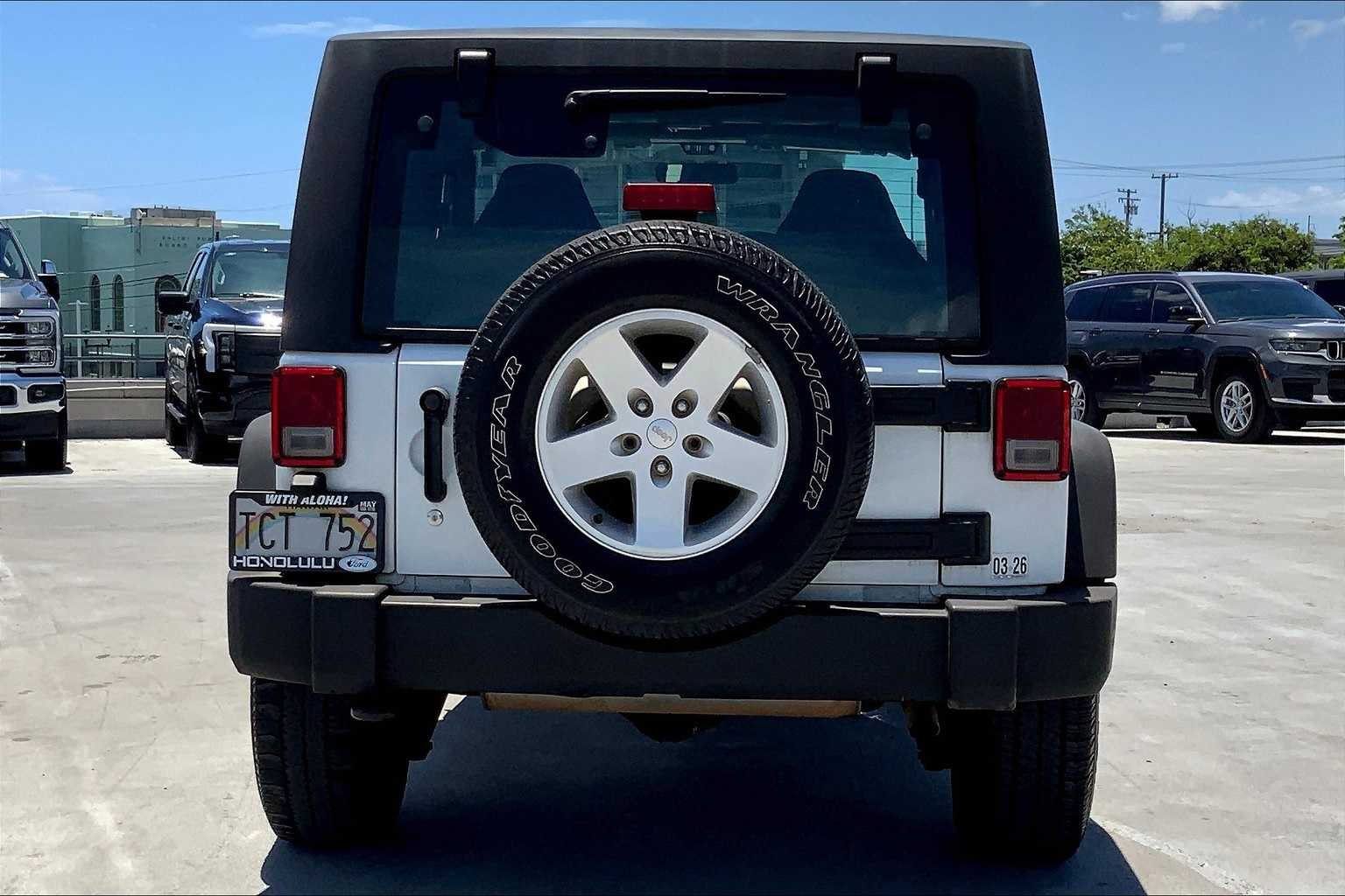 Thumbnail: 2017 Jeep Wrangler - 5