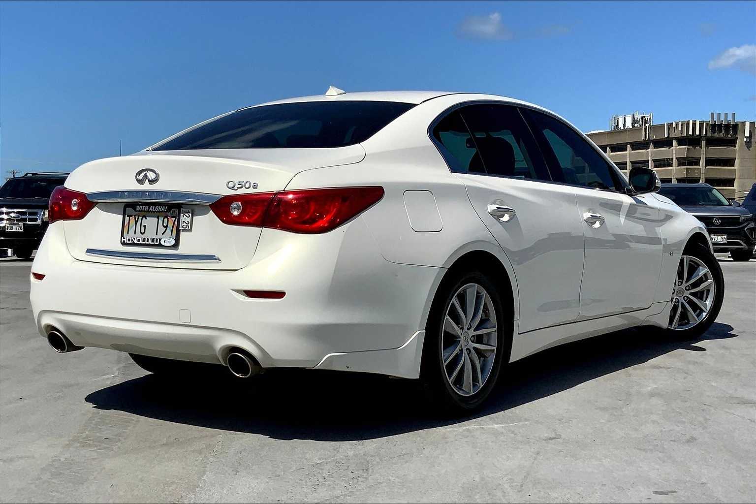 Thumbnail: 2015 INFINITI Q50 - 22