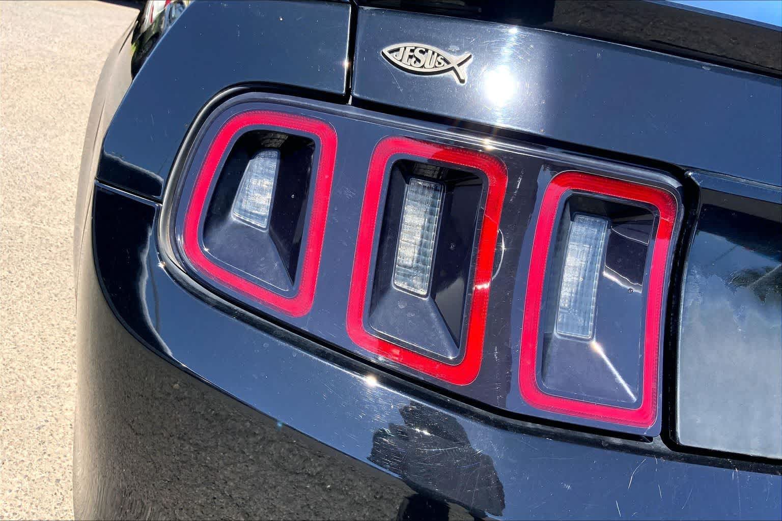 Thumbnail: 2013 Ford Mustang - 31