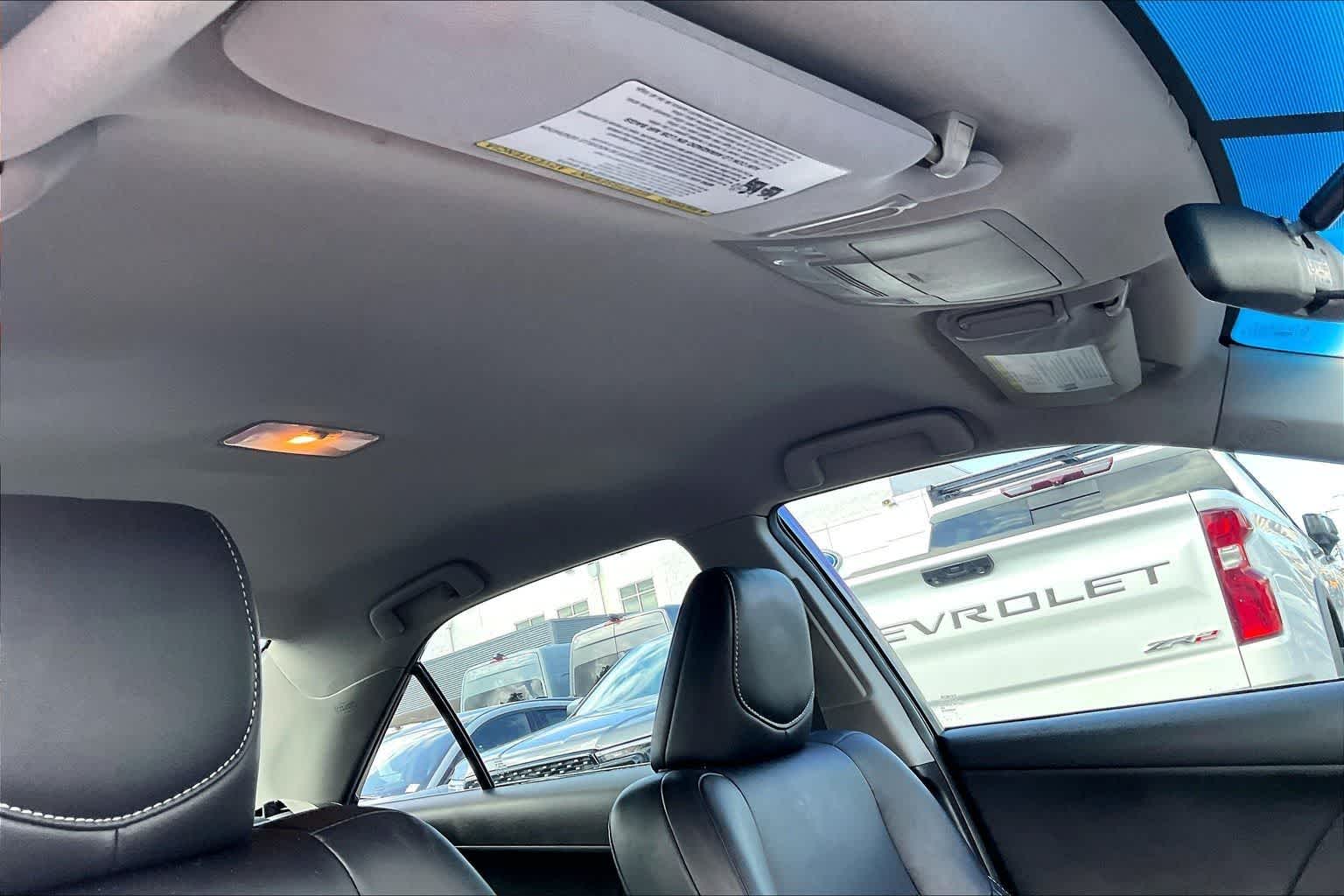 Thumbnail: 2012 Toyota Camry - 30