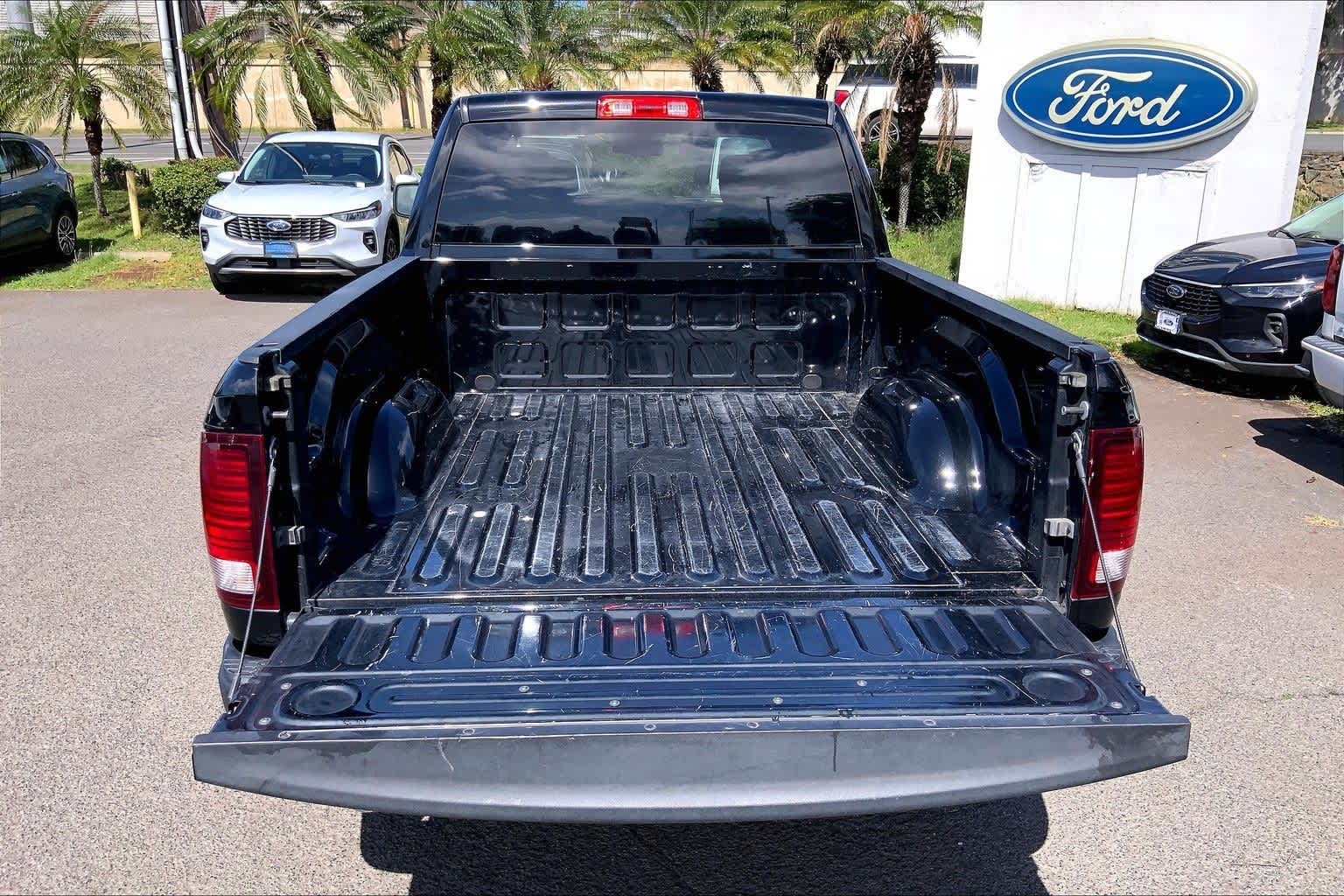 Thumbnail: 2021 RAM 1500 Classic - 18