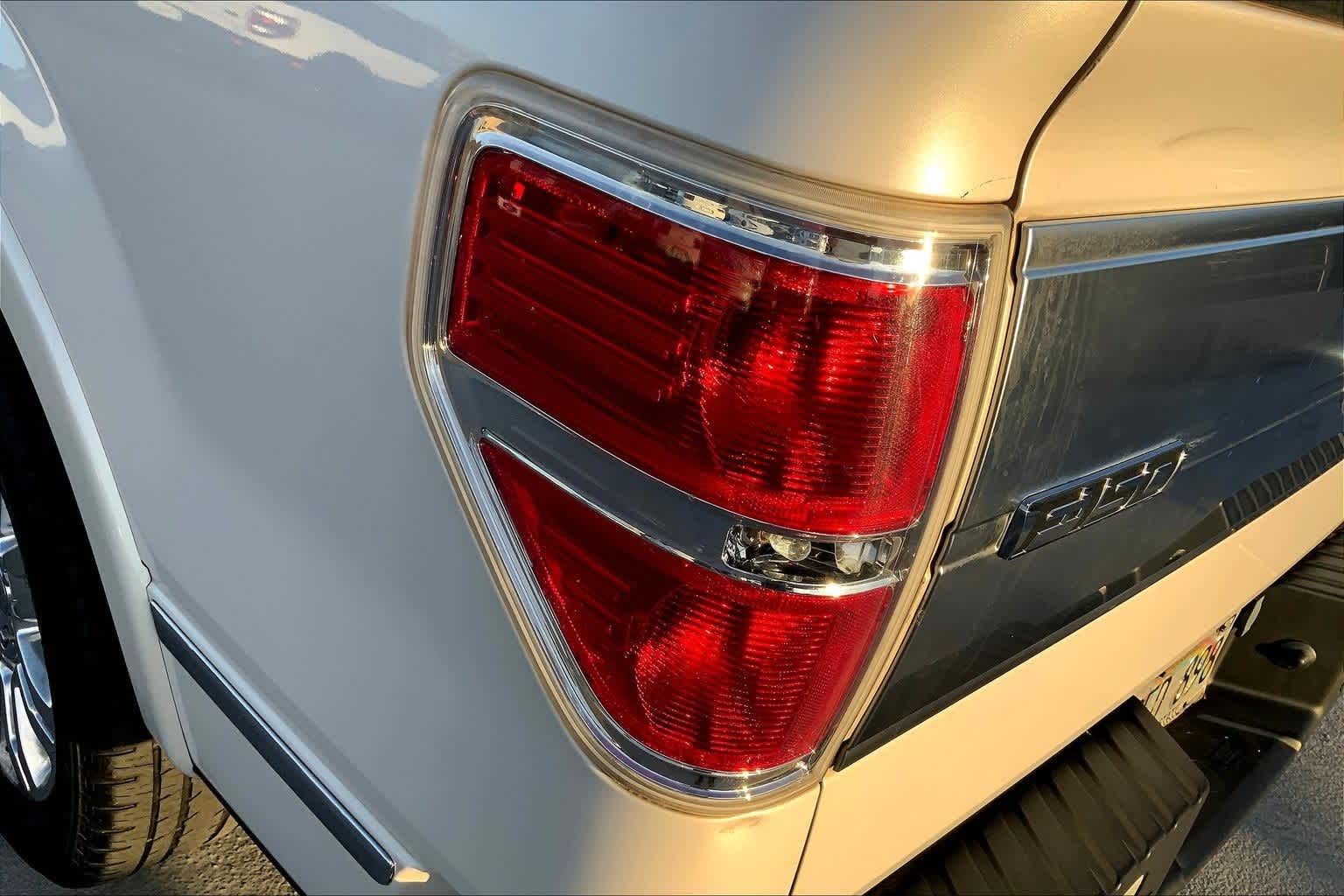 Thumbnail: 2010 Ford F-150 - 32