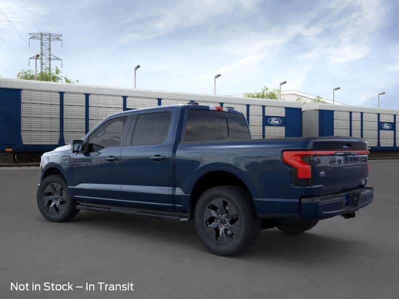 2023 Ford F-150 Lightning Lariat photo 4