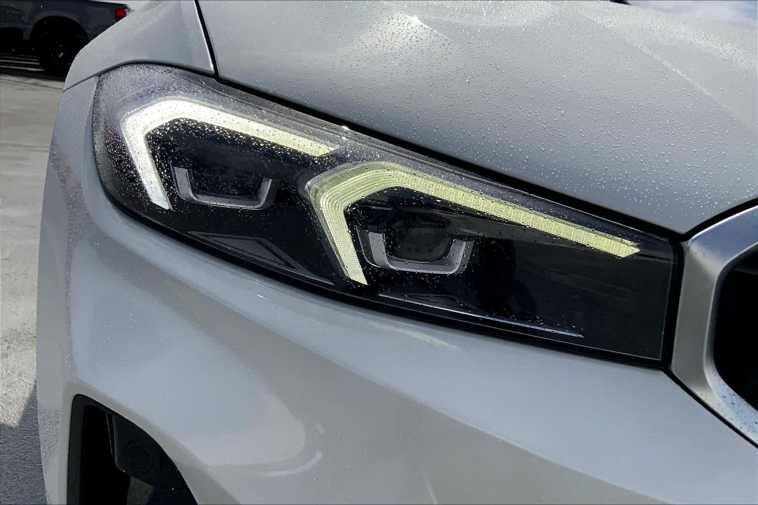 Thumbnail: 2023 BMW 3 Series - 31