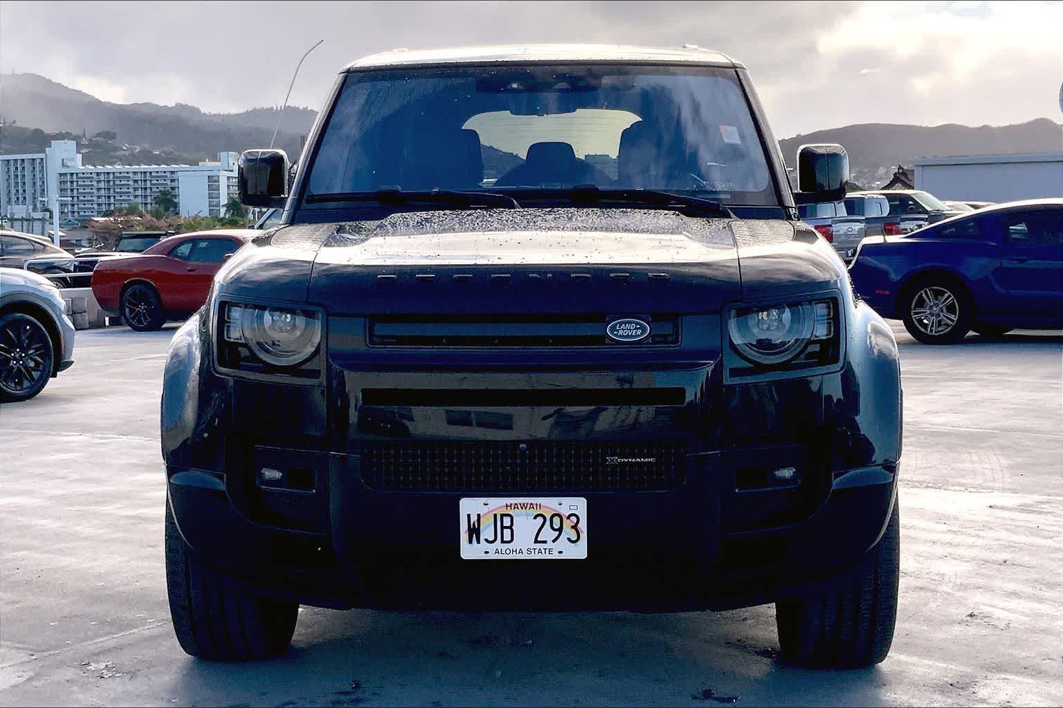 Thumbnail: 2022 Land Rover Defender - 6