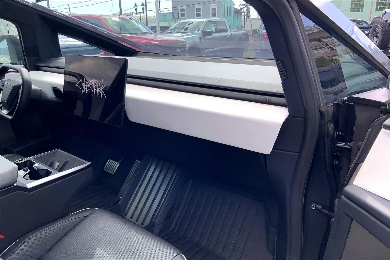 Thumbnail: 2024 Tesla Cybertruck - 23