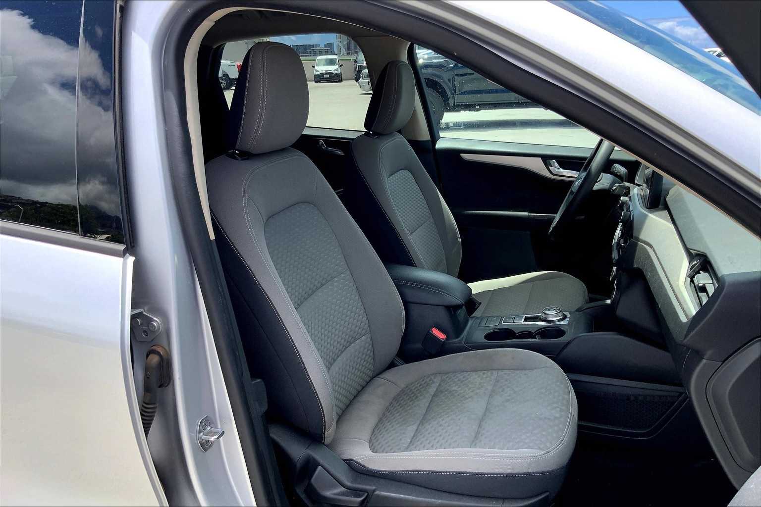 Thumbnail: 2020 Ford Escape - 13