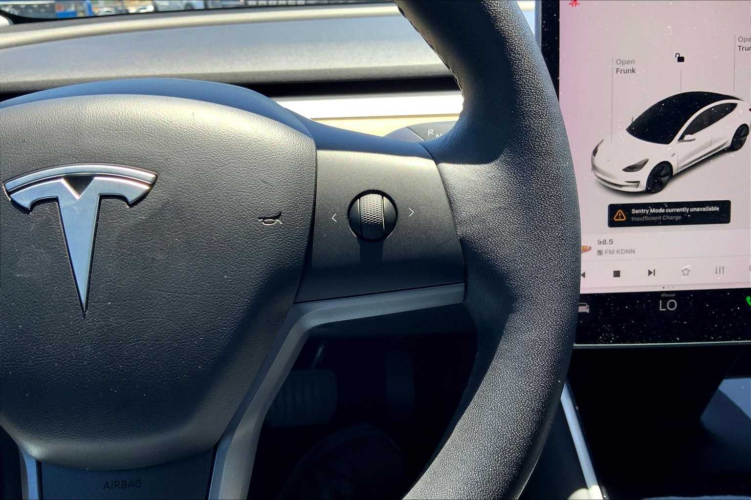 Thumbnail: 2019 Tesla Model 3 - 25