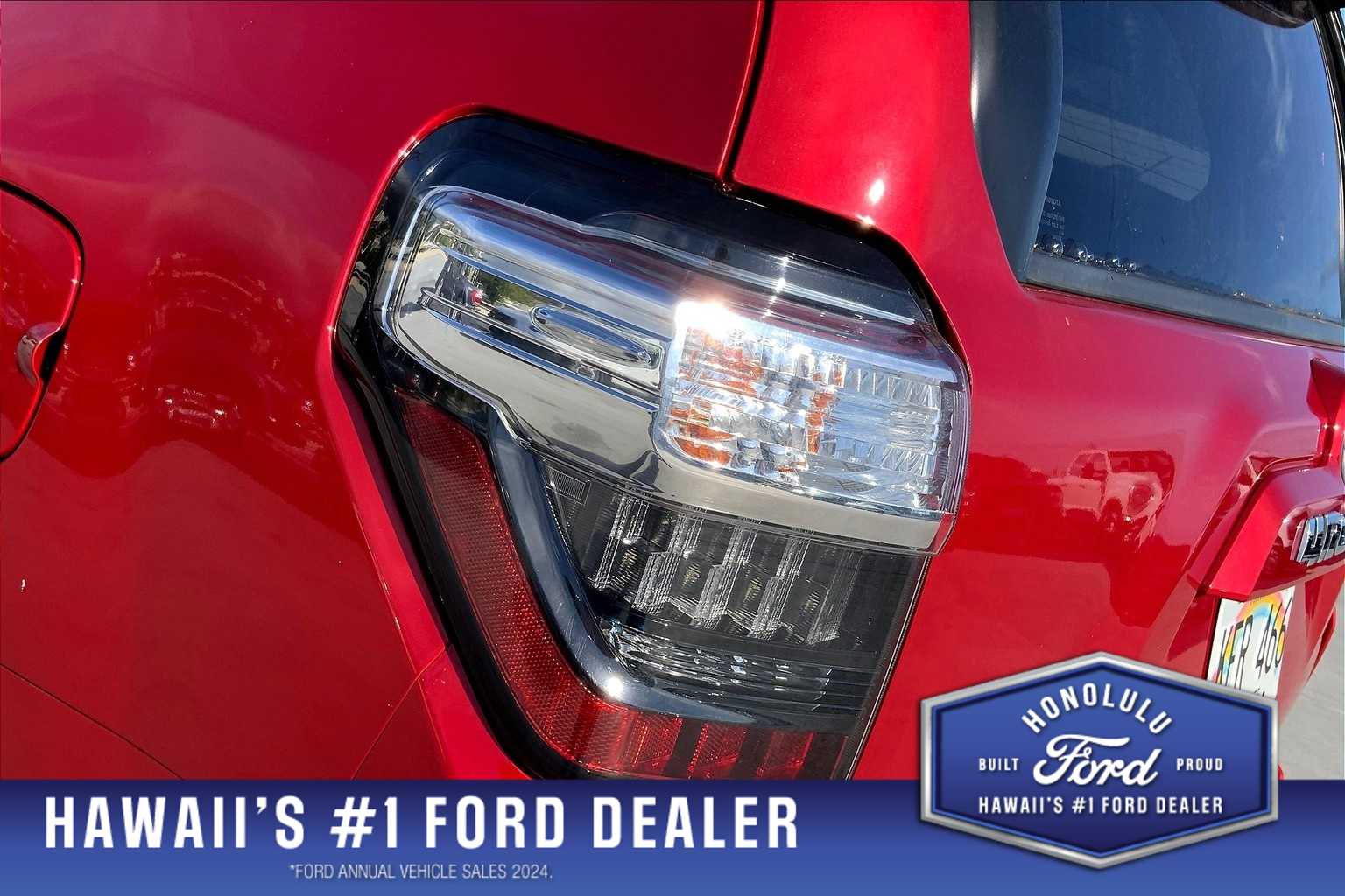 2016 Toyota 4Runner SR5 32