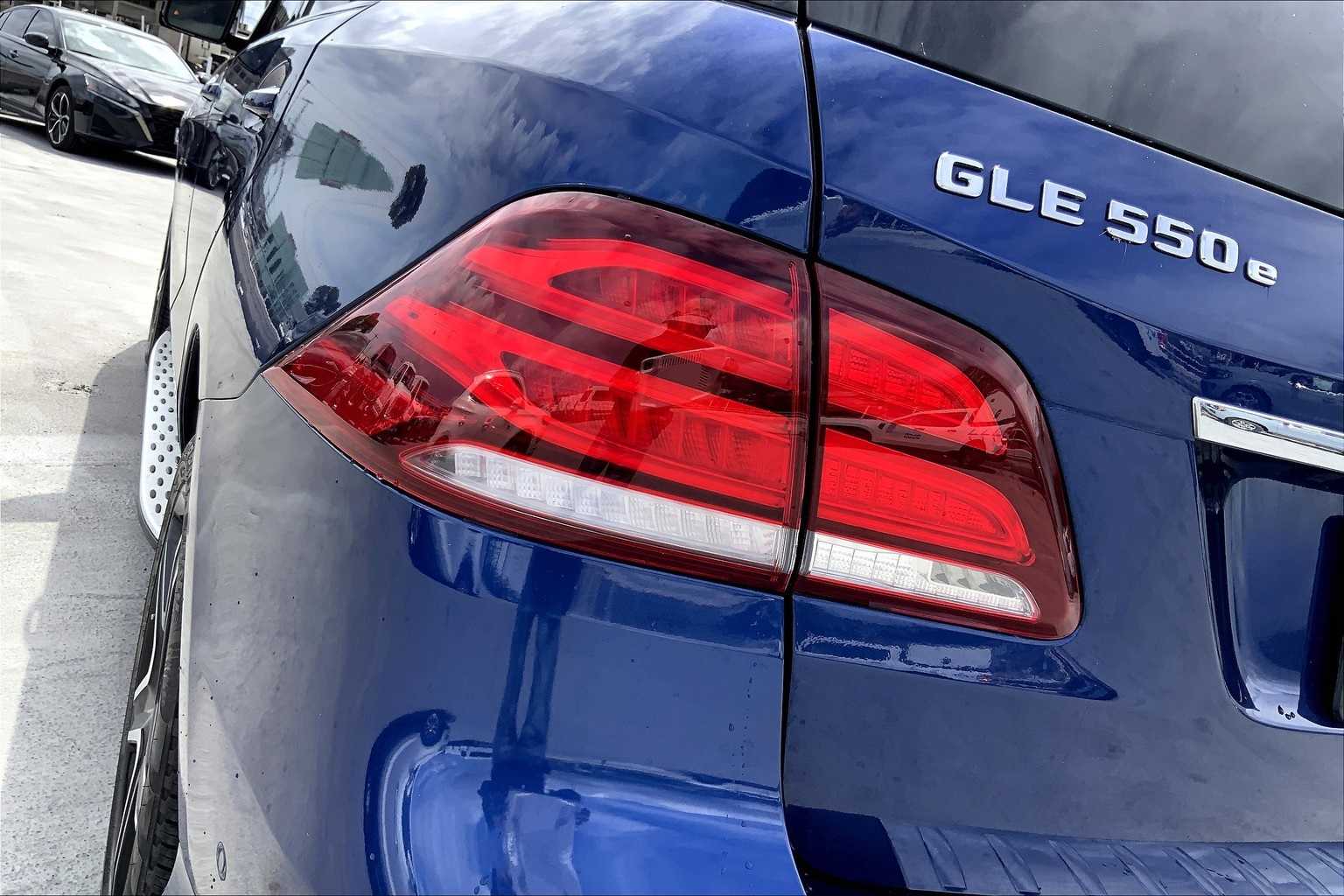 Thumbnail: 2018 Mercedes-Benz GLE - 32