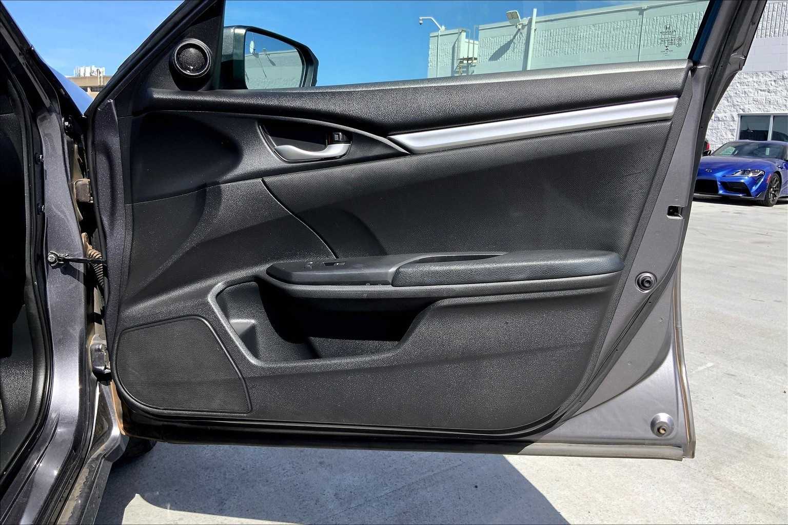 Thumbnail: 2019 Honda Civic - 28
