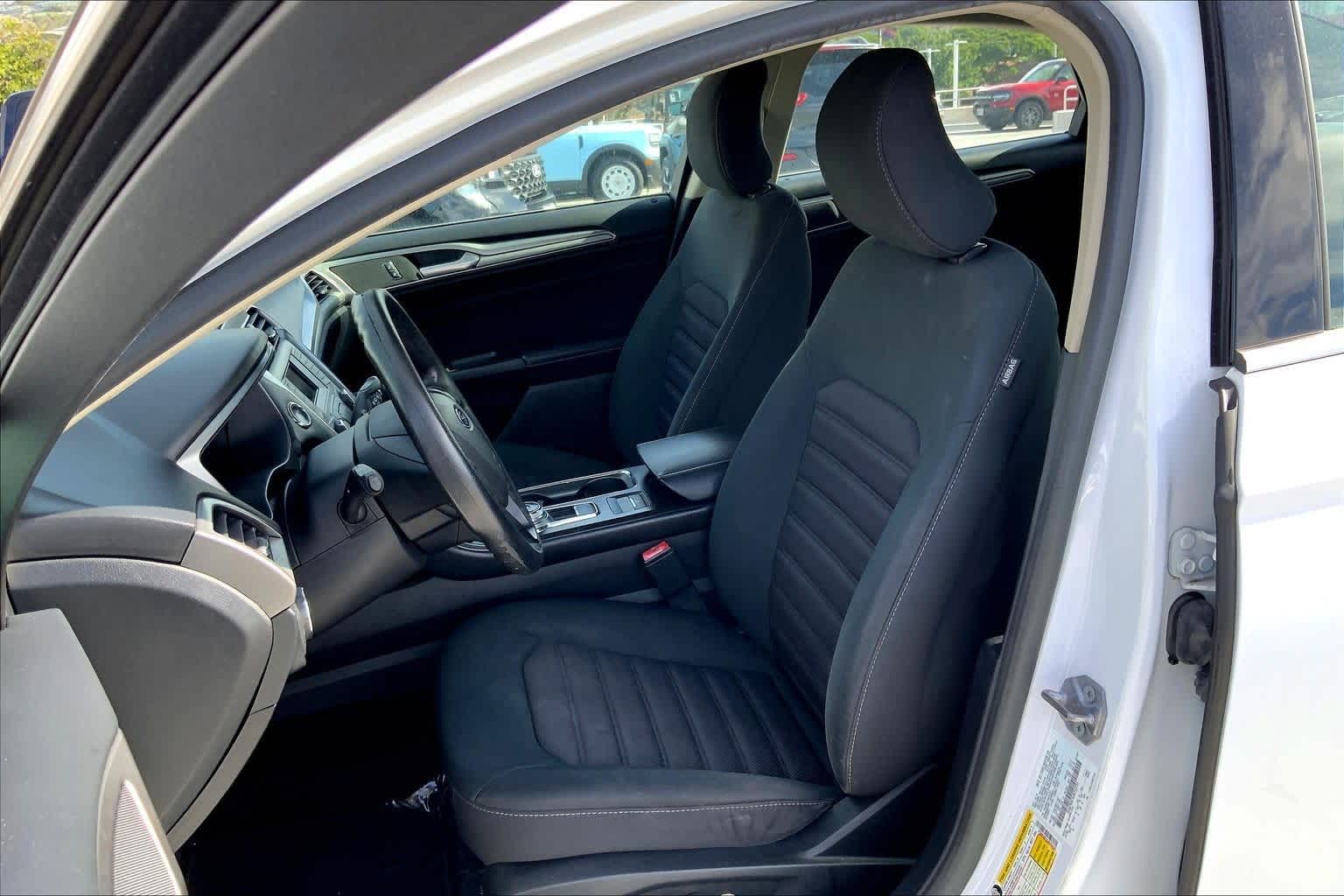 Thumbnail: 2018 Ford Fusion - 11